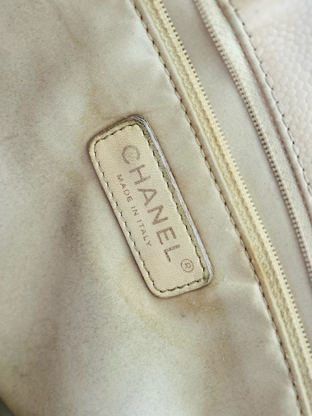 CHANEL Beige Quilted Caviar GST - Picture 12 of 17